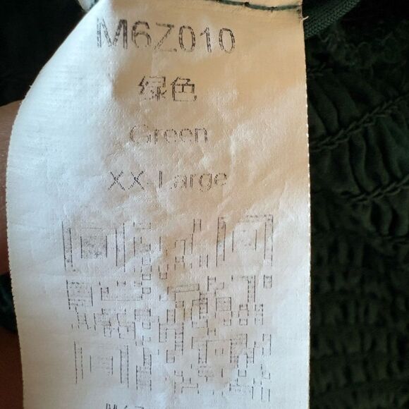 Green Smocked Top - Size XX Large - Picture 4 of 4